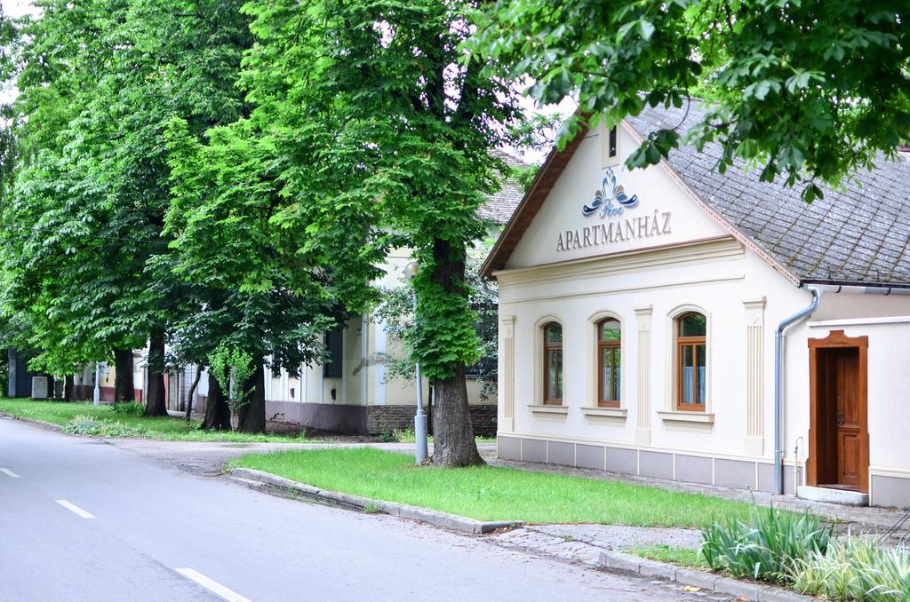 Pava Apartmanhaz Makó 외부 사진